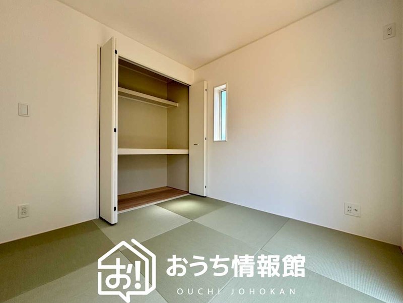 三重郡菰野町千草　第3期　1号地 内観写真（リビング以外の居室）