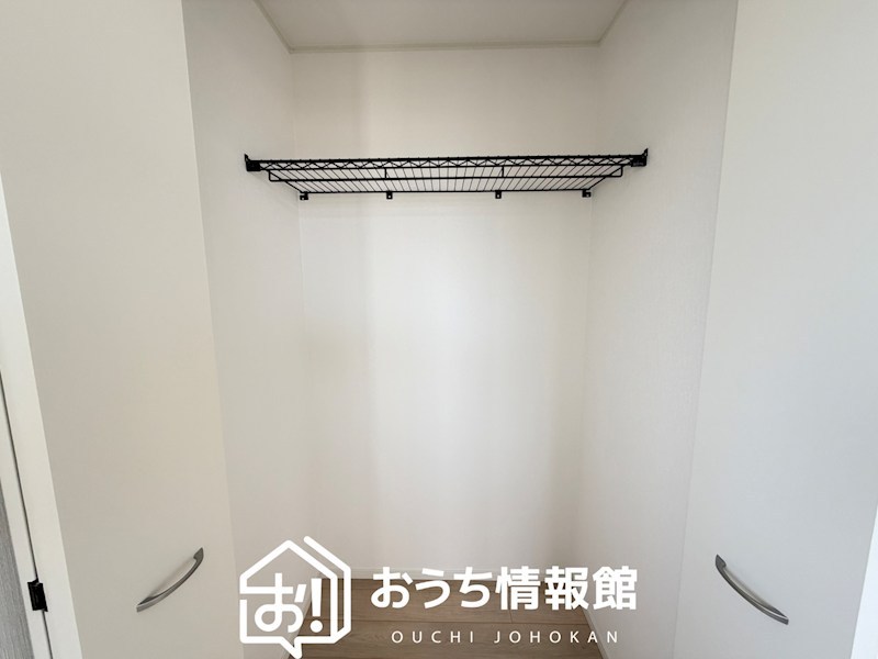 鈴鹿市長太新町　第4期　1号地 内観写真（収納）
