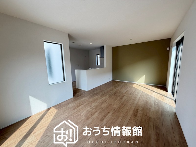 鈴鹿市長太新町　第1期　3号地 内観写真（リビング）