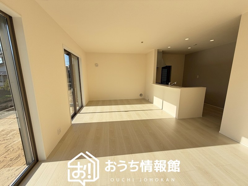 犬山市上野兼若　3号地 内観写真（リビング）