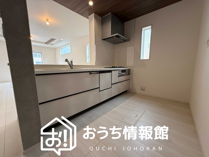 一宮市向山町　 内観写真（キッチン）
