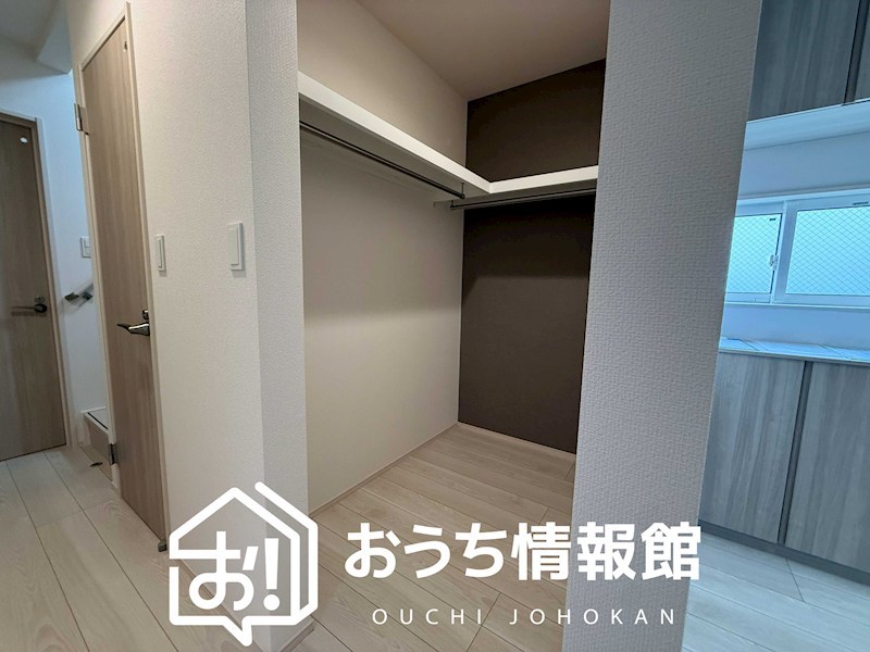 一宮市向山町　 内観写真（収納）