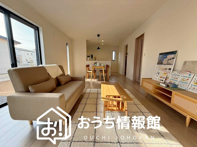 一宮市西五城　A号地　 内観写真（リビング）