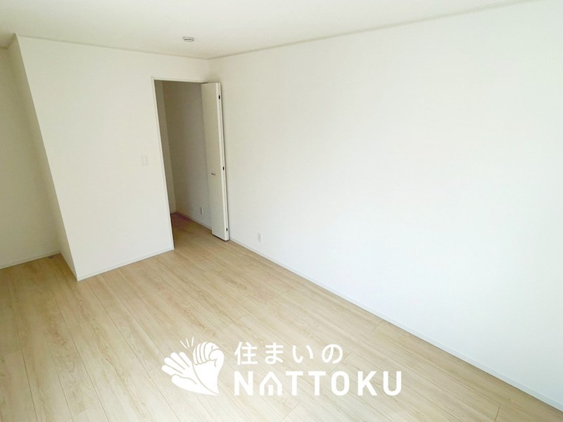 姫路市野里堀留町　第1期　5号地  内観写真（リビング以外の居室）