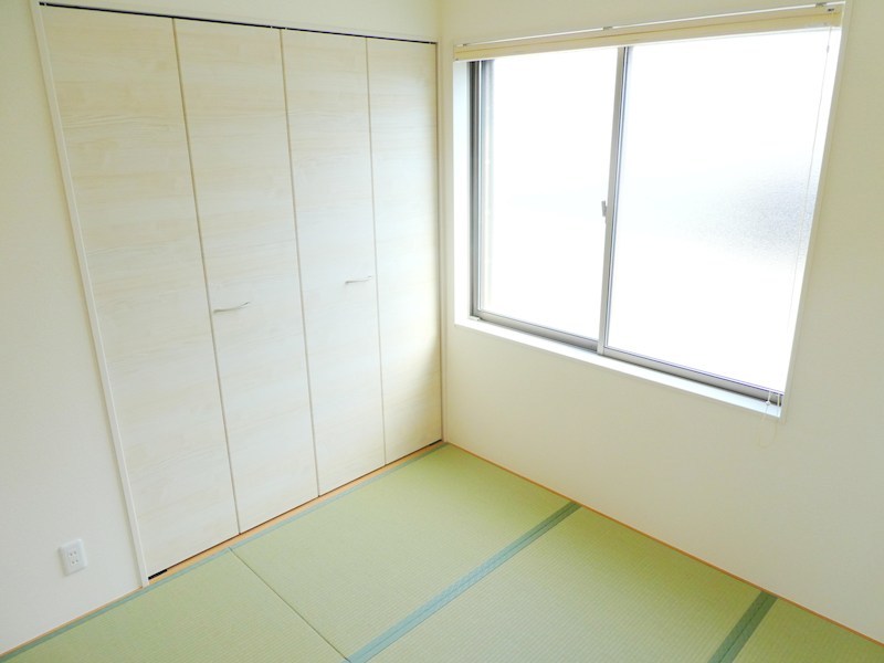姫路市広畑区小松町　第2期　2号地  内観写真（リビング以外の居室）