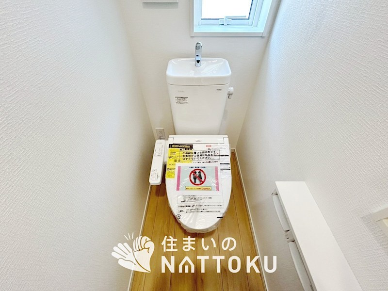 赤穂市北野中　第4期　2号地   内観写真（トイレ）