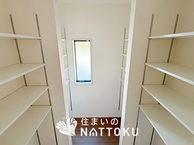 三木市別所町朝日ケ丘　1号地  内観写真（収納）