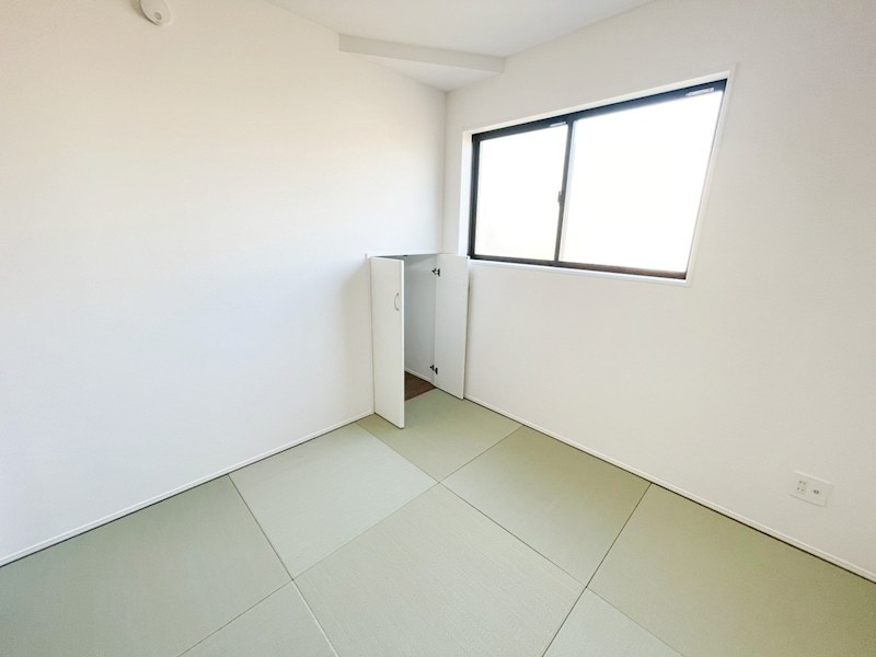 三木市末広　1号地 内観写真（リビング以外の居室）