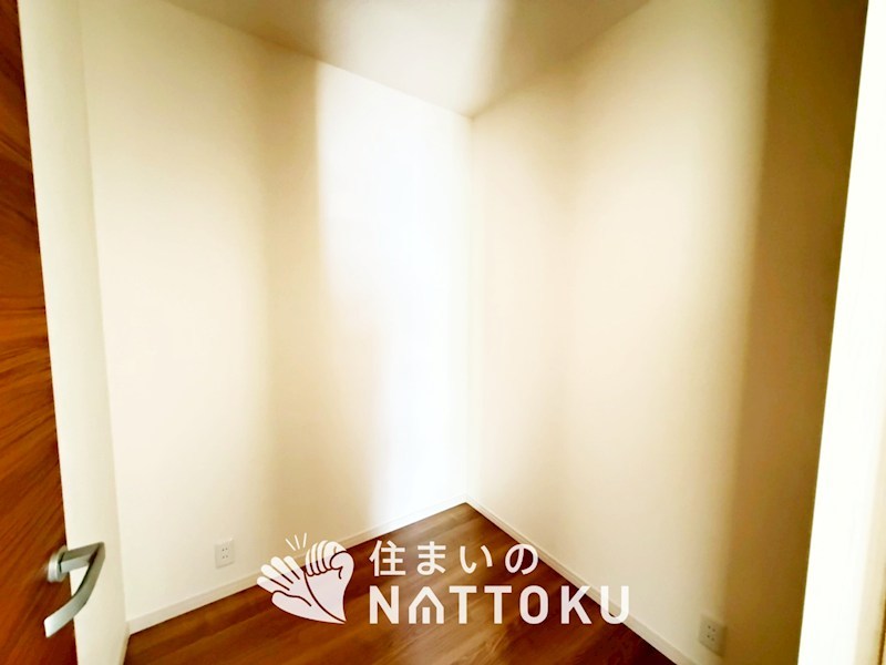 富田林市廿山　4号地  内観写真（収納）