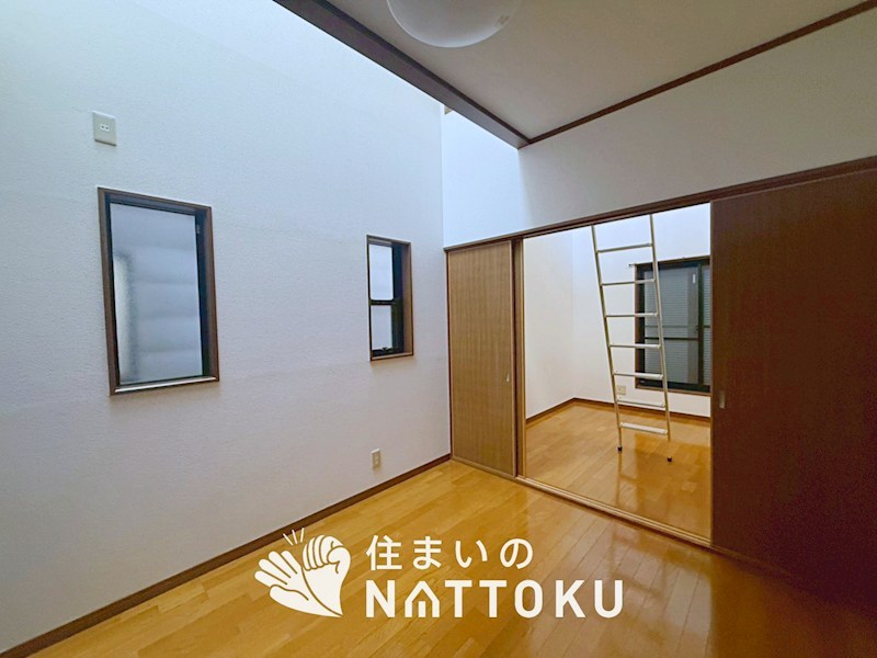枚方市野村元町 内観写真（リビング以外の居室）