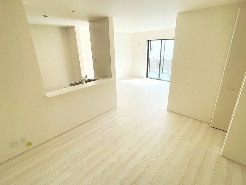 大阪市旭区生江　第3期　 同仕様写真（リビング）