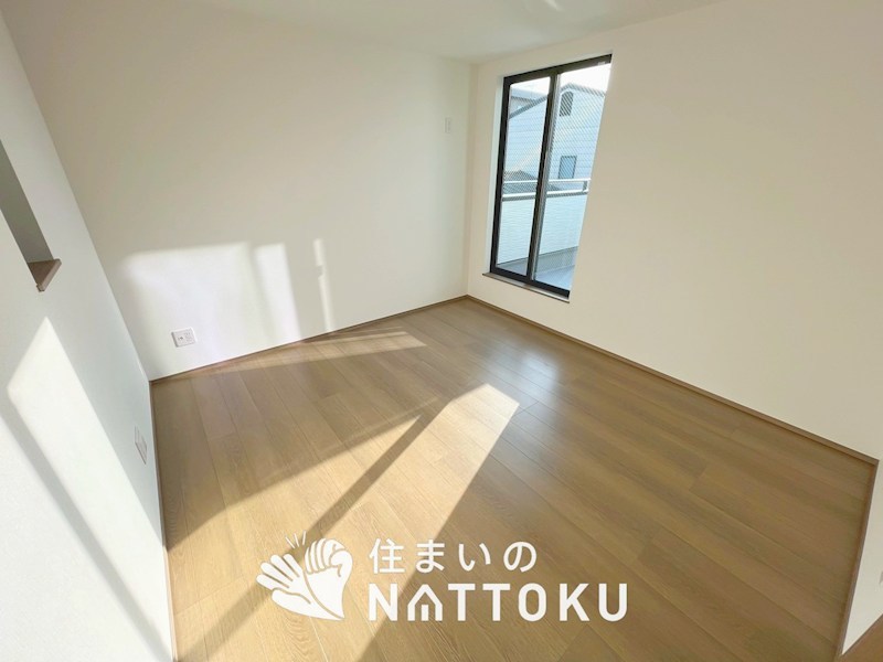 高槻市北柳川町 内観写真（リビング以外の居室）