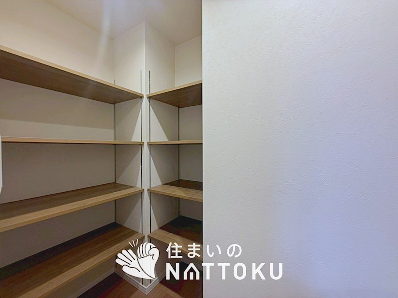 ルネ枚方　  内観写真（収納）