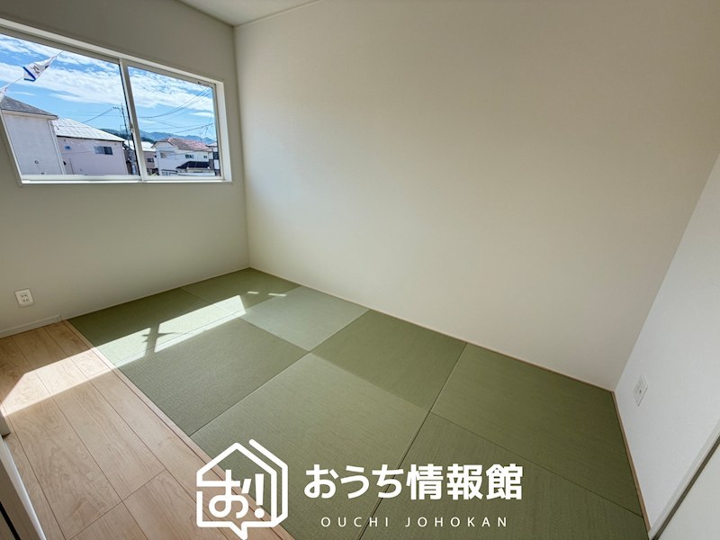 美濃加茂市加茂野町稲辺　第2期　2号地  内観写真（リビング以外の居室）