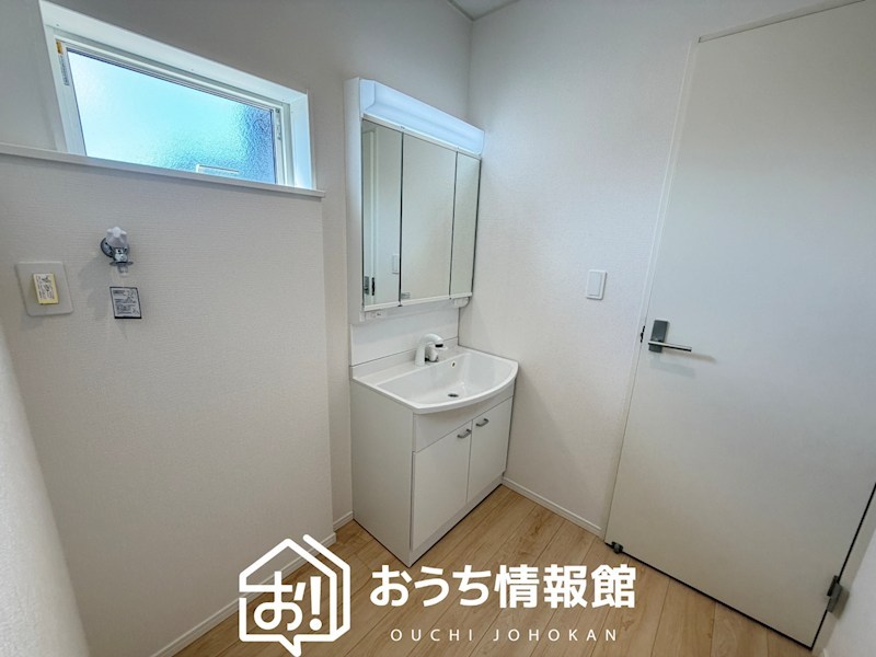 美濃加茂市加茂野町稲辺　第2期　2号地  内観写真（洗面台・洗面所）