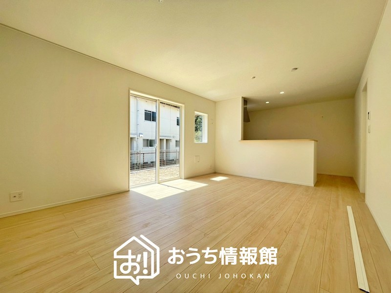 可児市塩　第4期　3号地  内観写真（リビング）