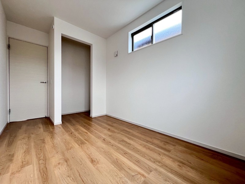 京都市山科区小山西御所町　第1期　5号地 内観写真（リビング以外の居室）