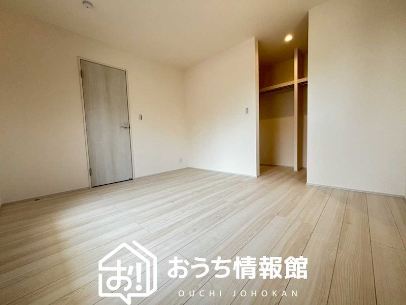 長浜市平方町　第8期　 内観写真（リビング以外の居室）