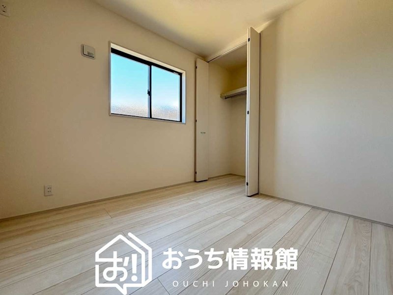 長浜市平方町　第8期　 内観写真（リビング以外の居室）