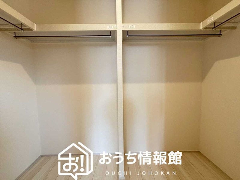 長浜市平方町　第8期　 内観写真（収納）