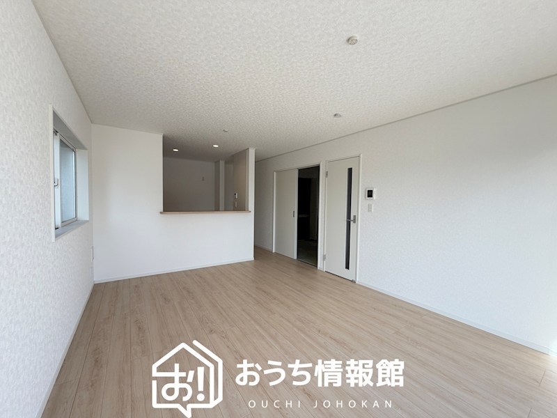 岐阜市西中島　第7期　2号地 内観写真（リビング）