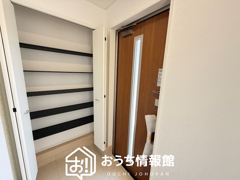 岐阜市西中島　第7期　2号地 現地写真（玄関）