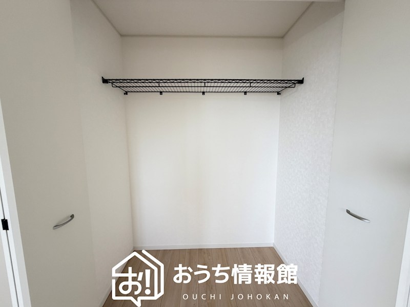 岐阜市西中島　第7期　2号地 内観写真（収納）