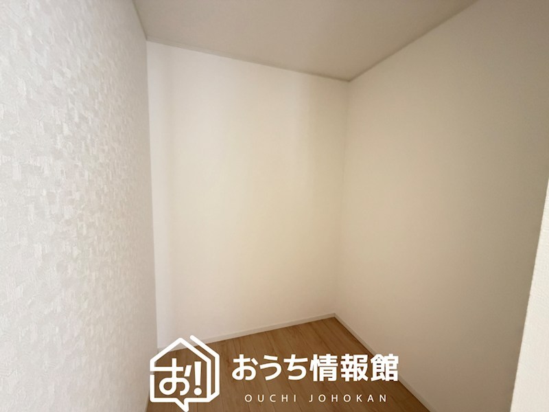 岐阜市菅生　第5期　1号地 内観写真（収納）