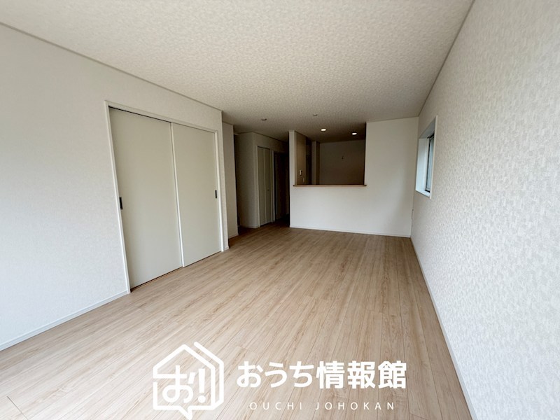 岐阜市菅生　第5期　2号地 内観写真（リビング）