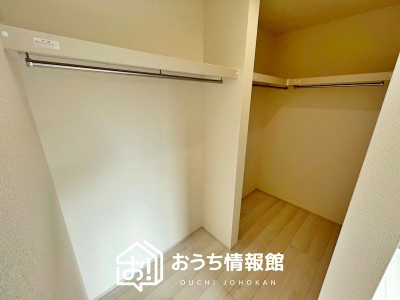 本巣市下真桑　第2期　2号地  内観写真（収納）