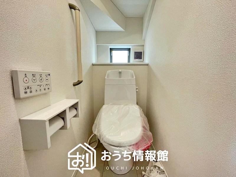 各務原市鵜沼東町　C号地  内観写真（トイレ）
