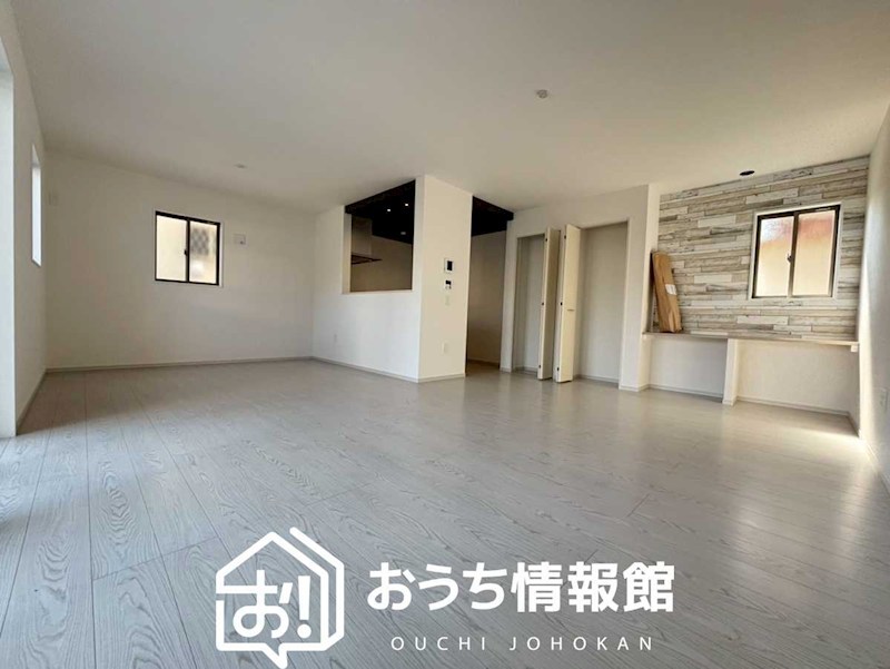 各務原市那加織田町　第2期 内観写真（リビング）