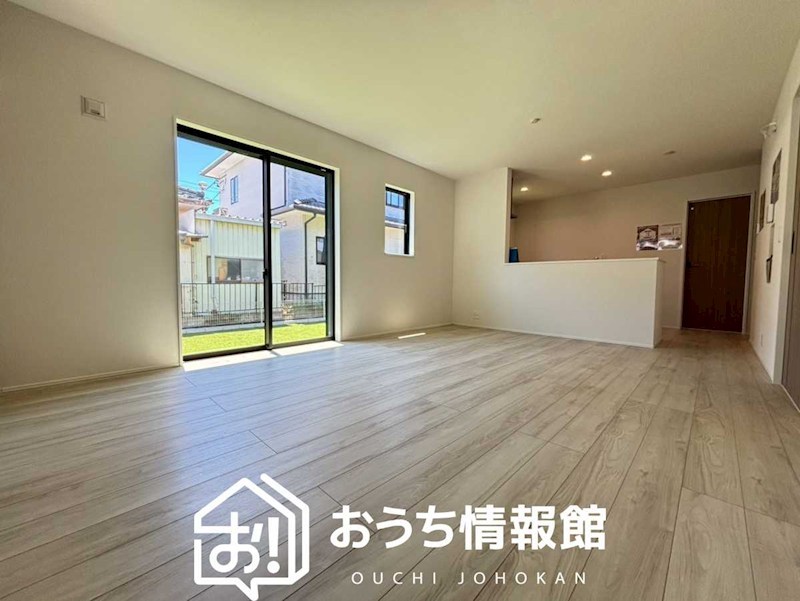 可児市緑ケ丘　第1期 内観写真（リビング）