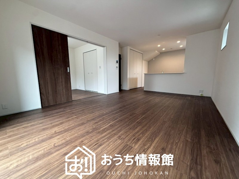 四日市市楠町北五味塚　第10期　1号地 内観写真（リビング）
