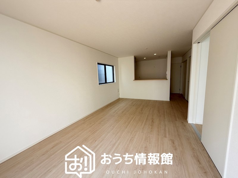 鈴鹿市桜島町　第4期　1号地 内観写真（リビング）