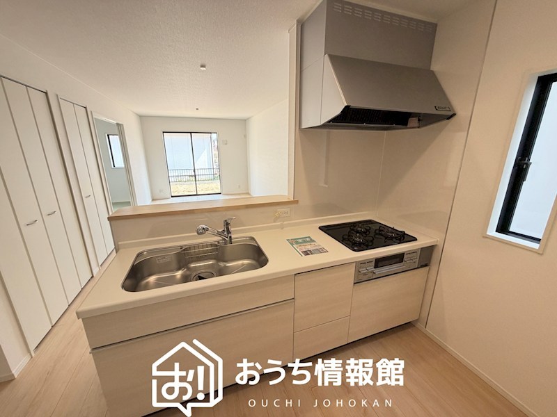 鈴鹿市桜島町　第4期　5号地  内観写真（キッチン）