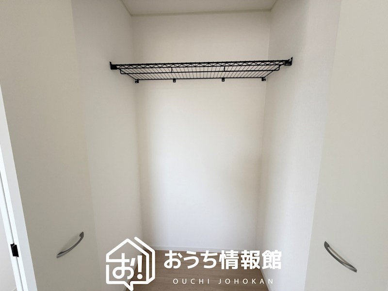 鈴鹿市桜島町　第4期　6号地 内観写真（収納）