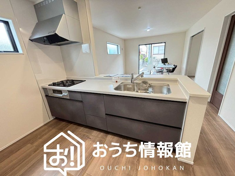 江南市大間町新町　 内観写真（キッチン）