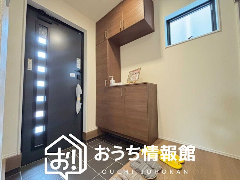 江南市大間町新町　 現地写真（玄関）
