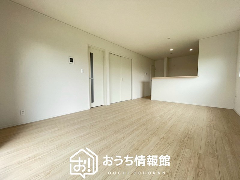 犬山市五郎丸柿崎　　第2期　 内観写真（リビング）