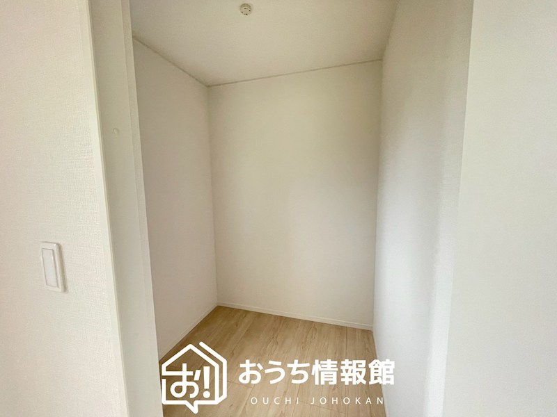犬山市五郎丸柿崎　　第2期　 内観写真（収納）