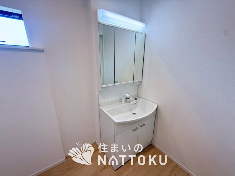 和歌山市北出島　第1期　1号地 内観写真（洗面台・洗面所）