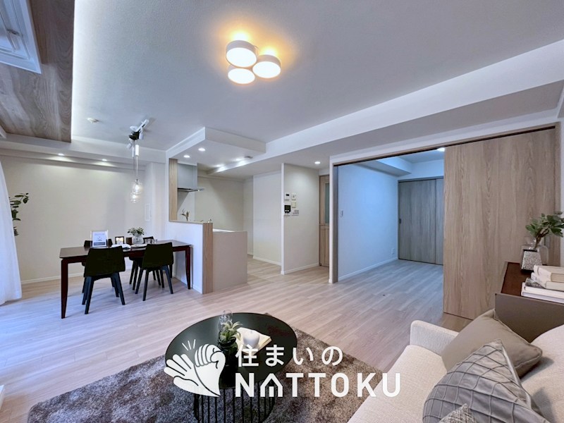 サンメゾン枚方朝日丘　かえで館 内観写真（リビング）
