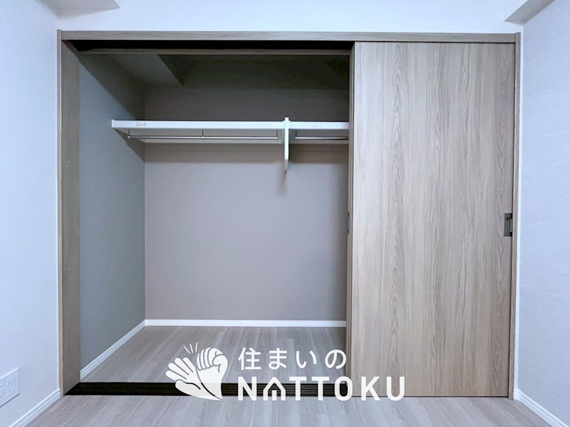 サンメゾン枚方朝日丘　かえで館 内観写真（収納）