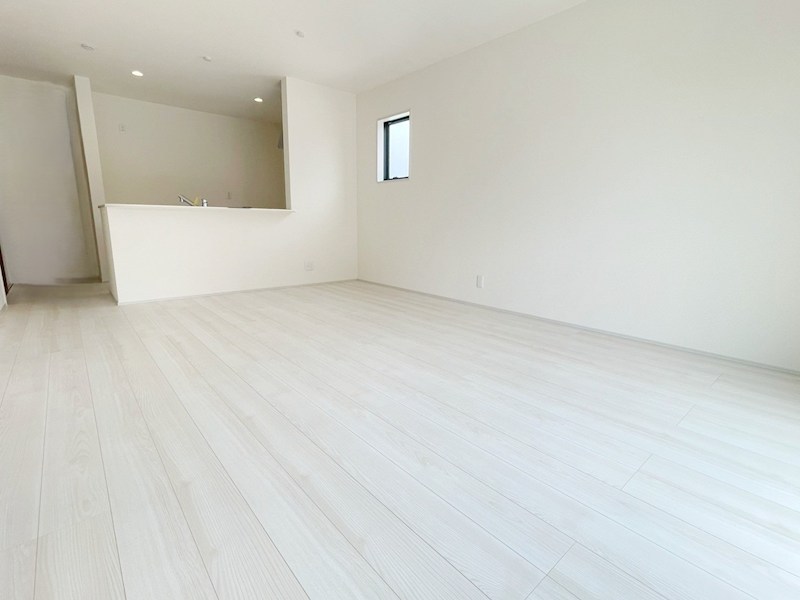 姫路市伊伝居　第2期　1号地 同仕様写真（リビング）
