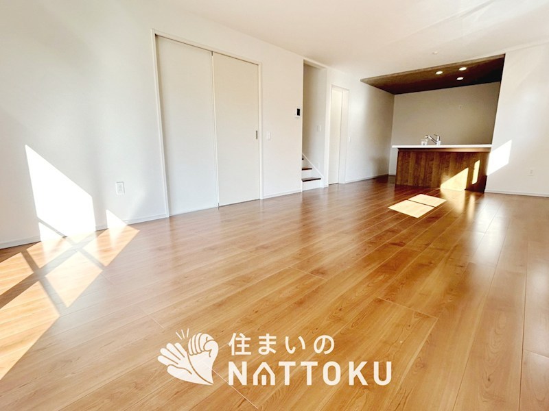 加古郡稲美町六分一　第1期 内観写真（リビング）