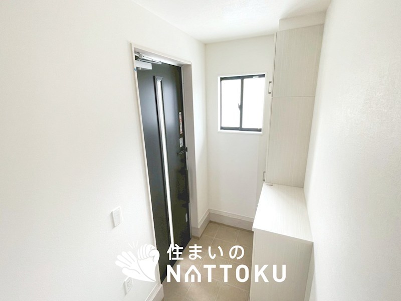 加古郡稲美町中村　第1期　2号地  現地写真（玄関）