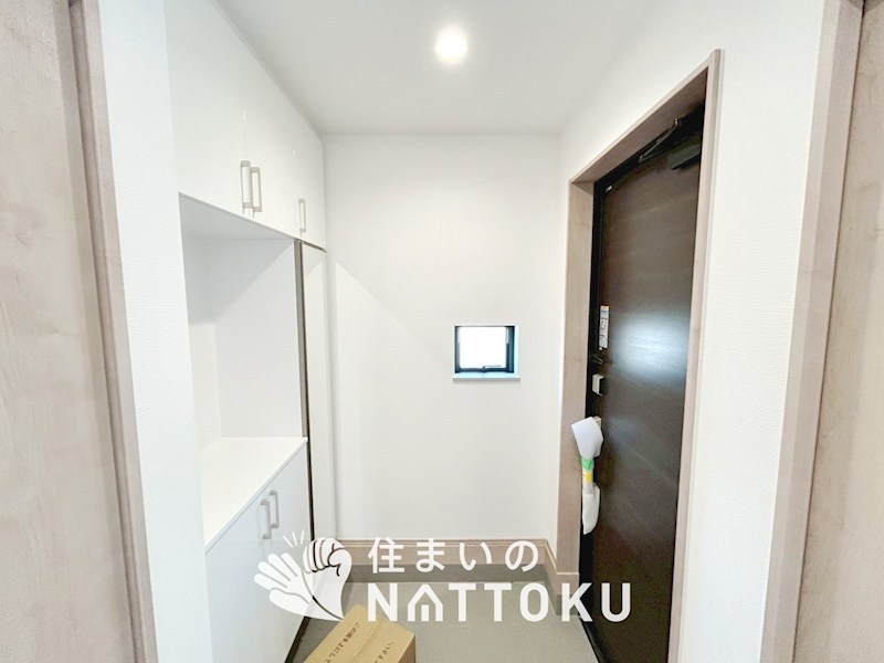 明石市二見町西二見 現地写真（玄関）