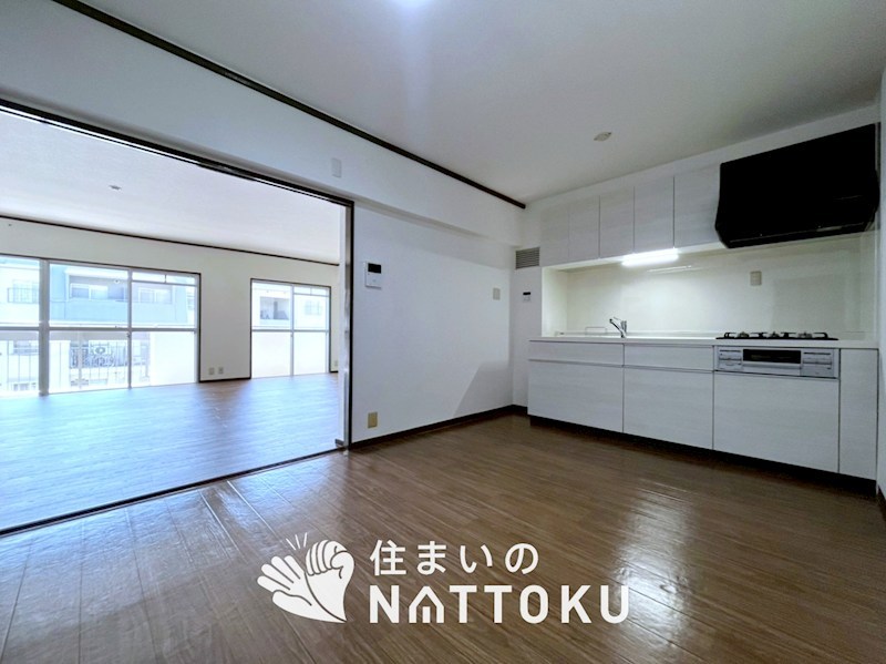 グリーンヒル光善寺住宅　第五棟 内観写真（リビング）