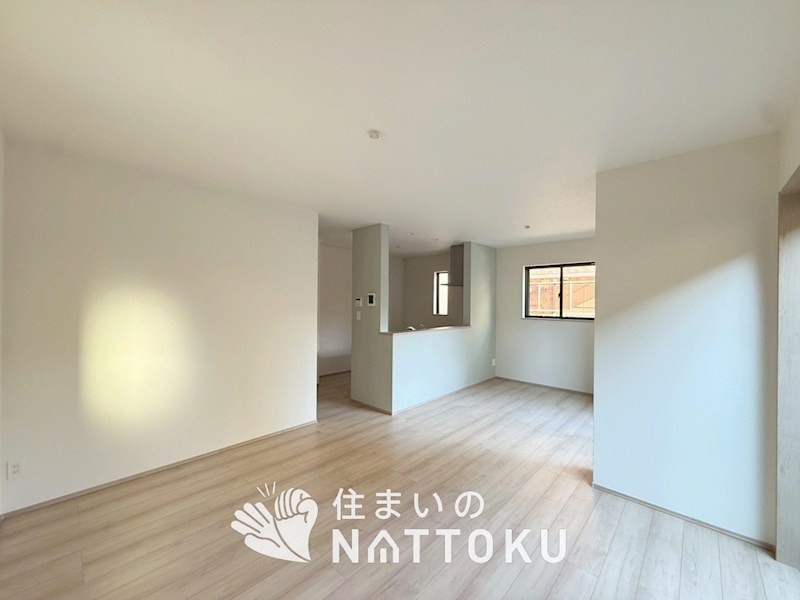 高石市高師浜 内観写真（リビング）